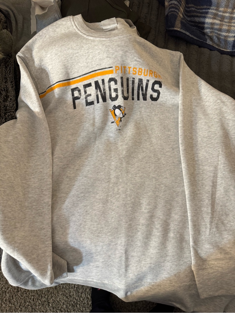 Pittsburgh Penguins Gray Crewneck Sweatshirt